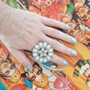 Vintage • huge costume ring